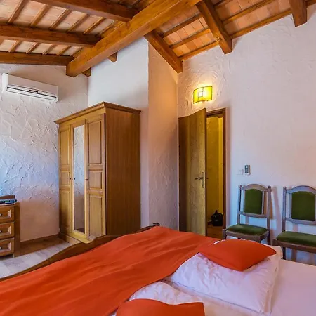 فندق مبيت وإفطار Bed & Breakfast Daniela 3*