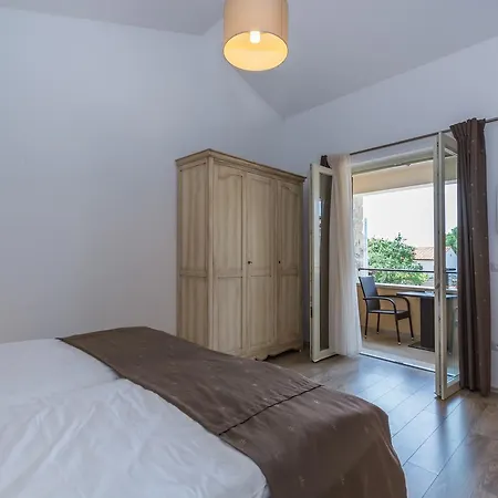 Bed & Breakfast Daniela Veleniki