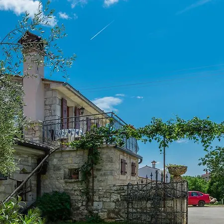 Daniela Bed & Breakfast 3*