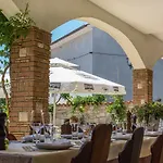 Daniela 3*