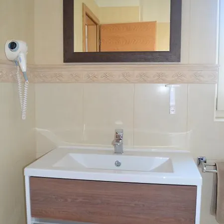 فندق مبيت وإفطار Bed & Breakfast Daniela Veleniki